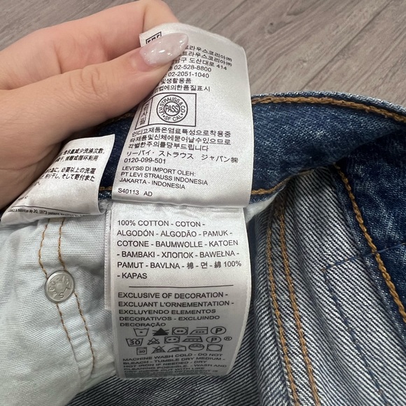 Levi’s women’s 501 high rise jean shorts - Picture 6 of 6